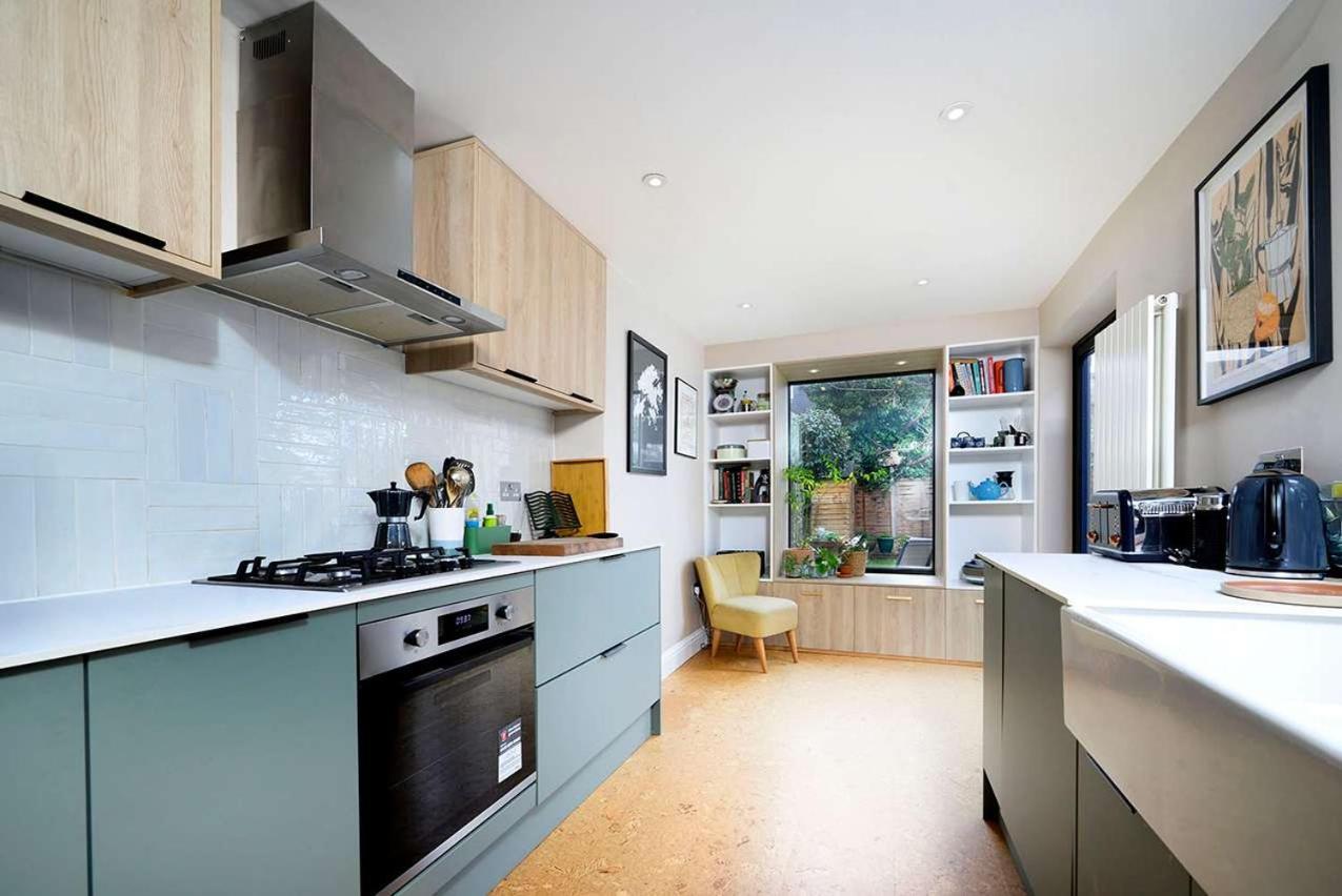 Charming & Modern House In Londres