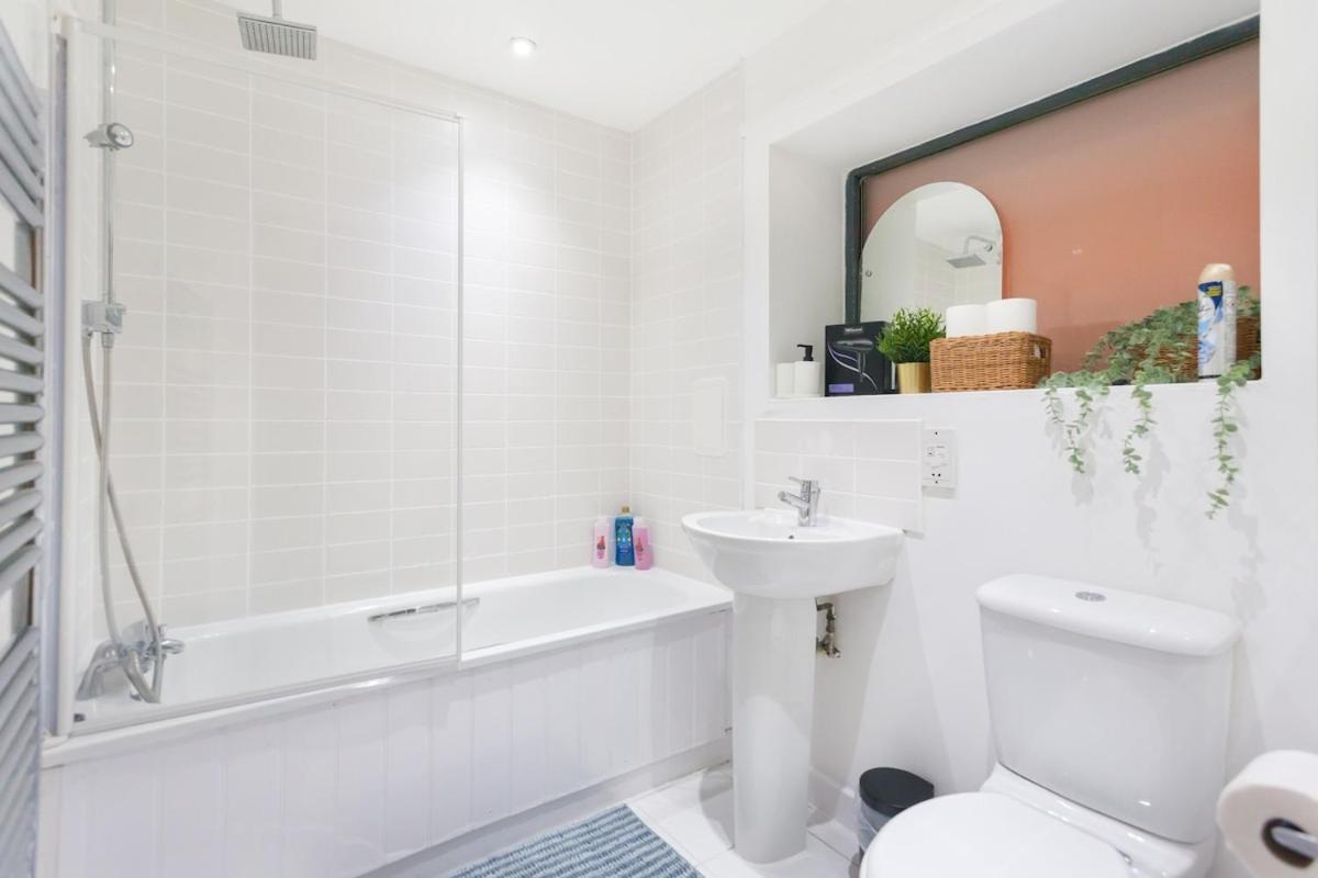 Cozy 2 Bedroom Near Tower Bridge Apartamento Londres