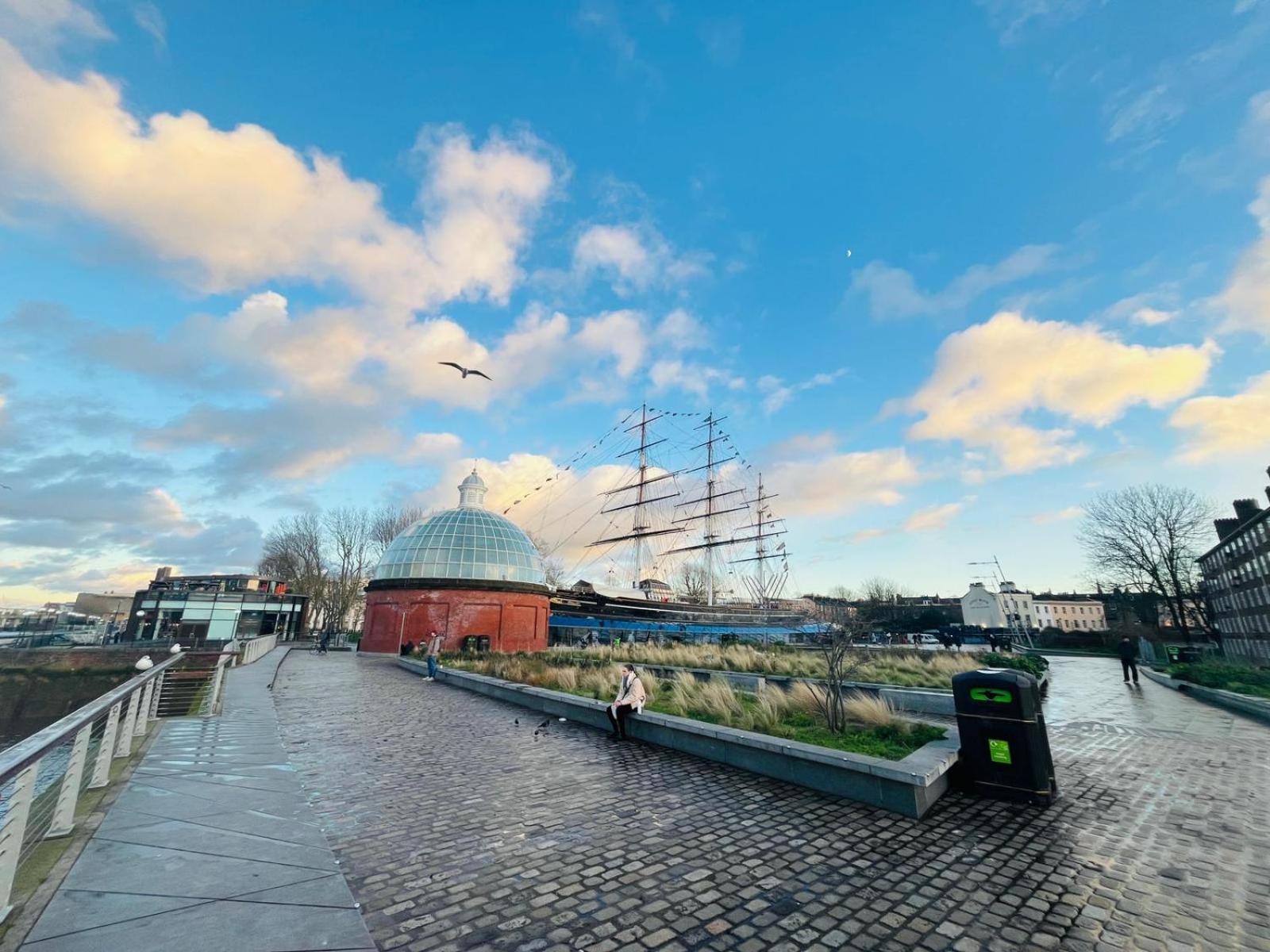 2 Bedroom Flat In Greenwich Next To Cutty Sark
