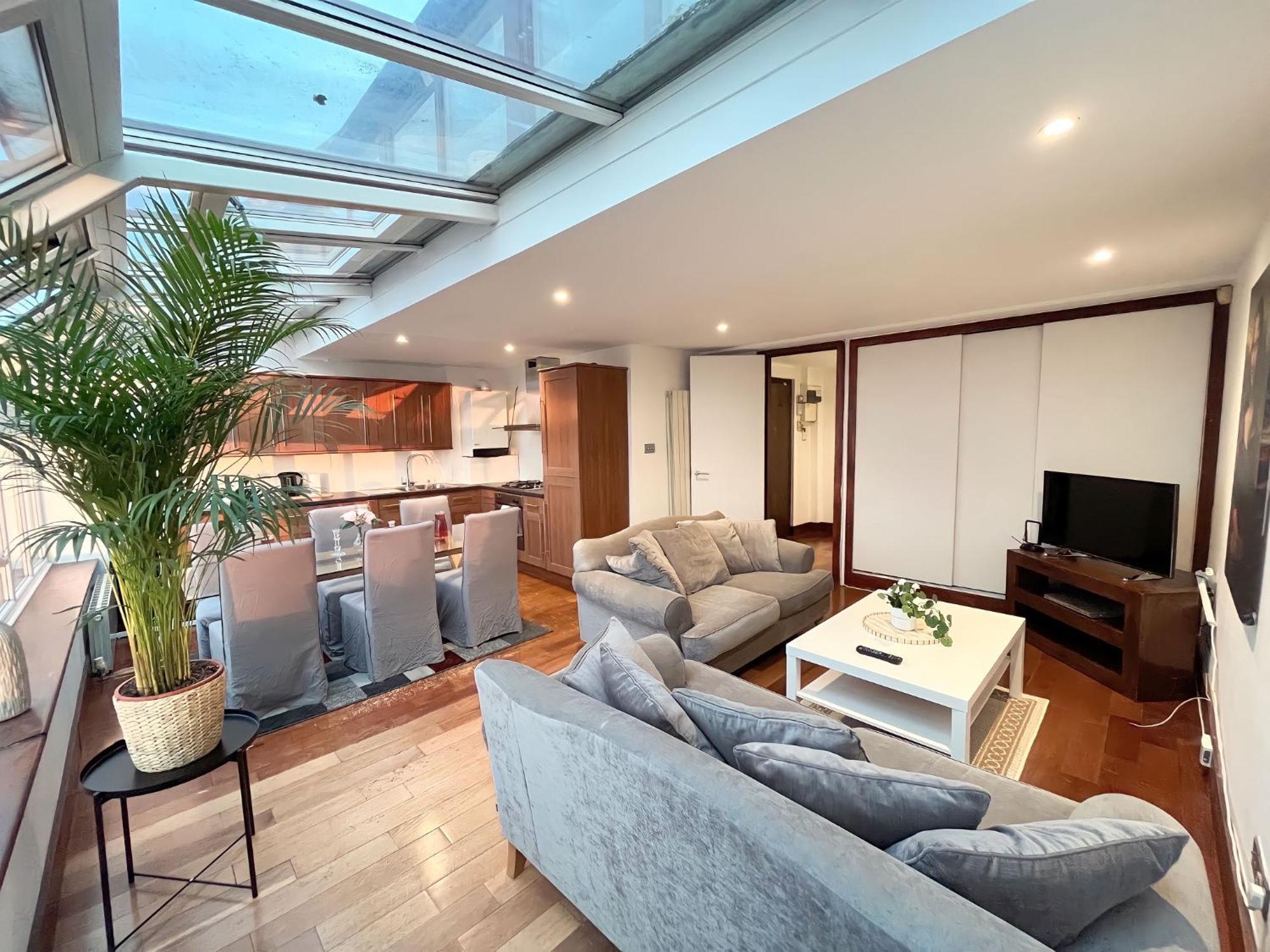 Apartment The Kensington Premium London