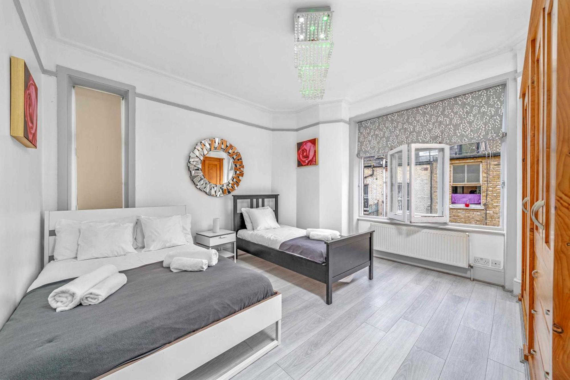 Brilliant 6 Bed Flat In Apartment