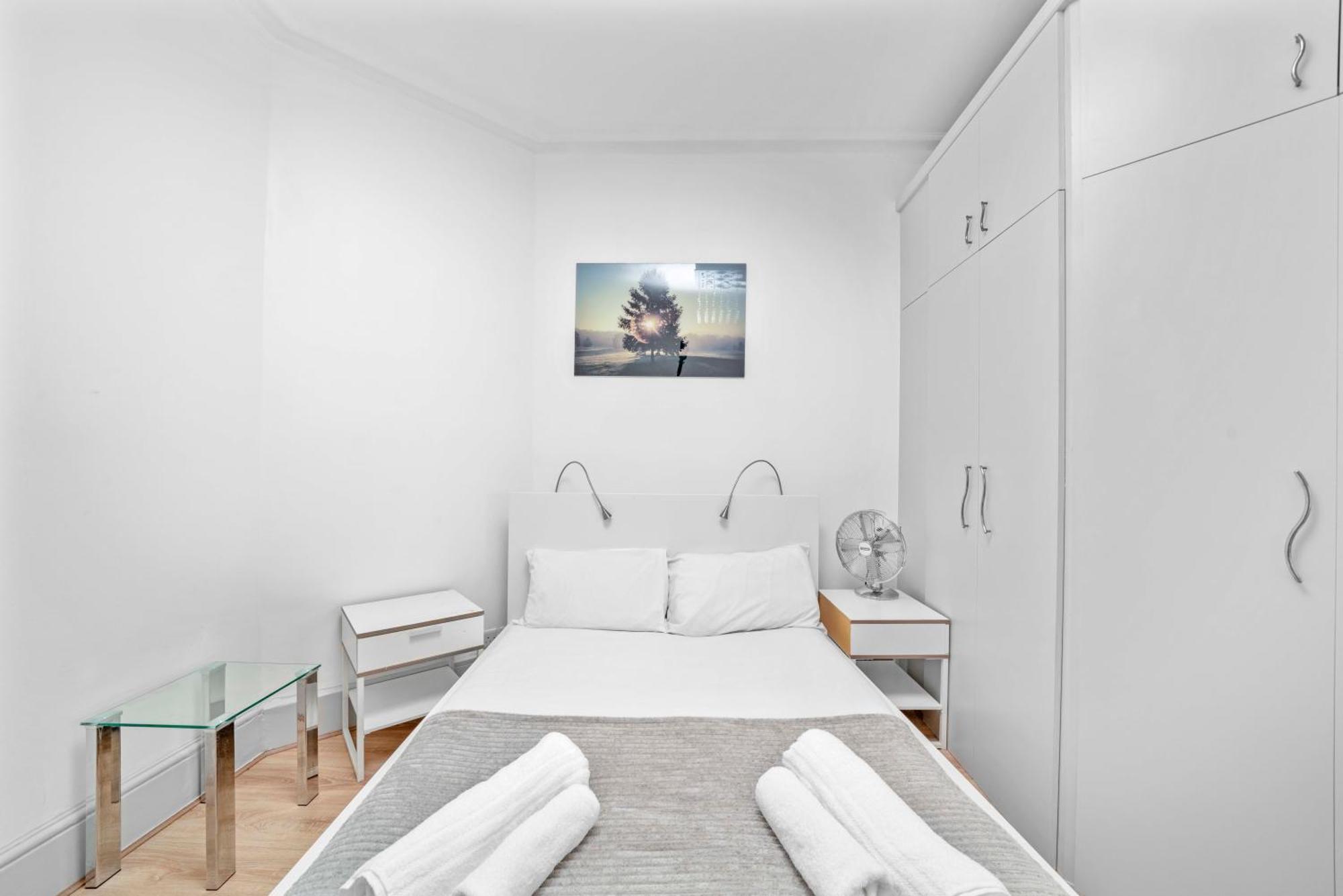 Brilliant 6 Bed Flat In