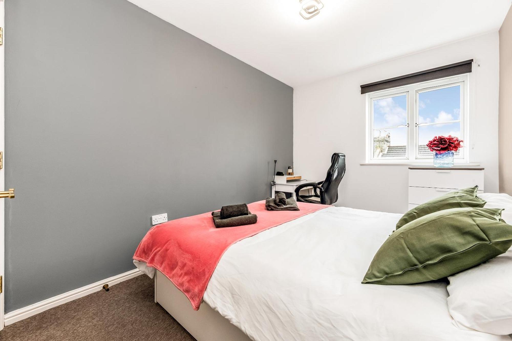 Appartement Pass The Keys Stylish Near To