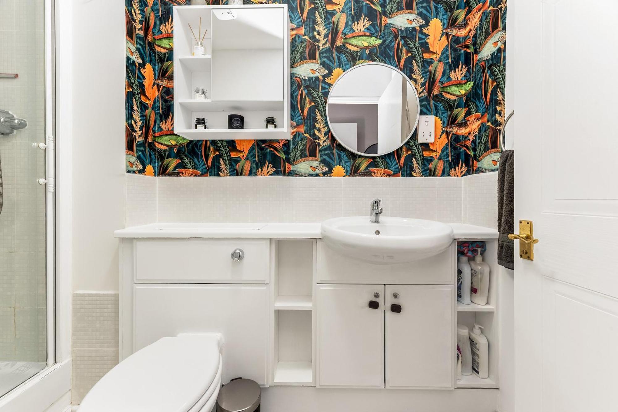 Appartement Pass The Keys Stylish Near To