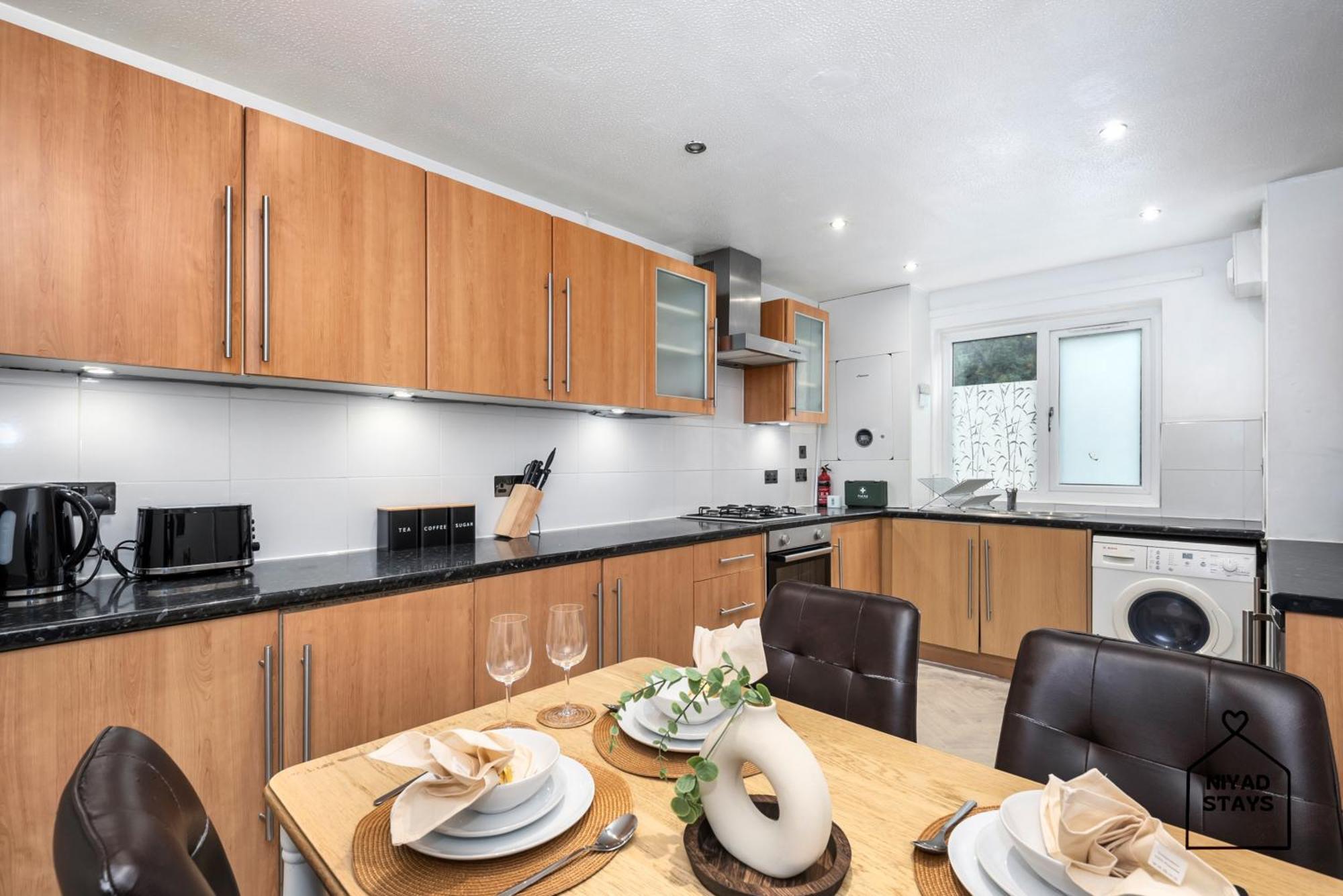 Hale Lodge, Comfy For Families And Contractors Hébergement de vacances *