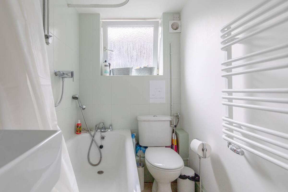 Convenient 1 Bedroom In Dalston Londres
