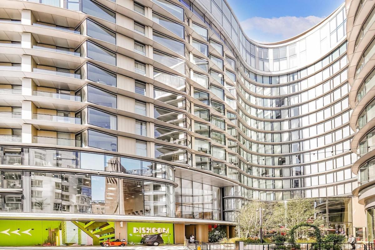Spacious 3-bedroom With Stunning Battersea Views *