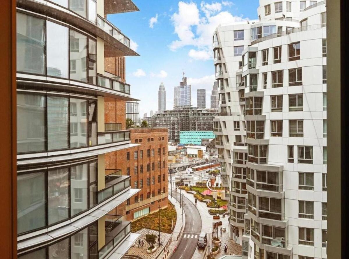 Spacious 3-bedroom With Stunning Battersea Views