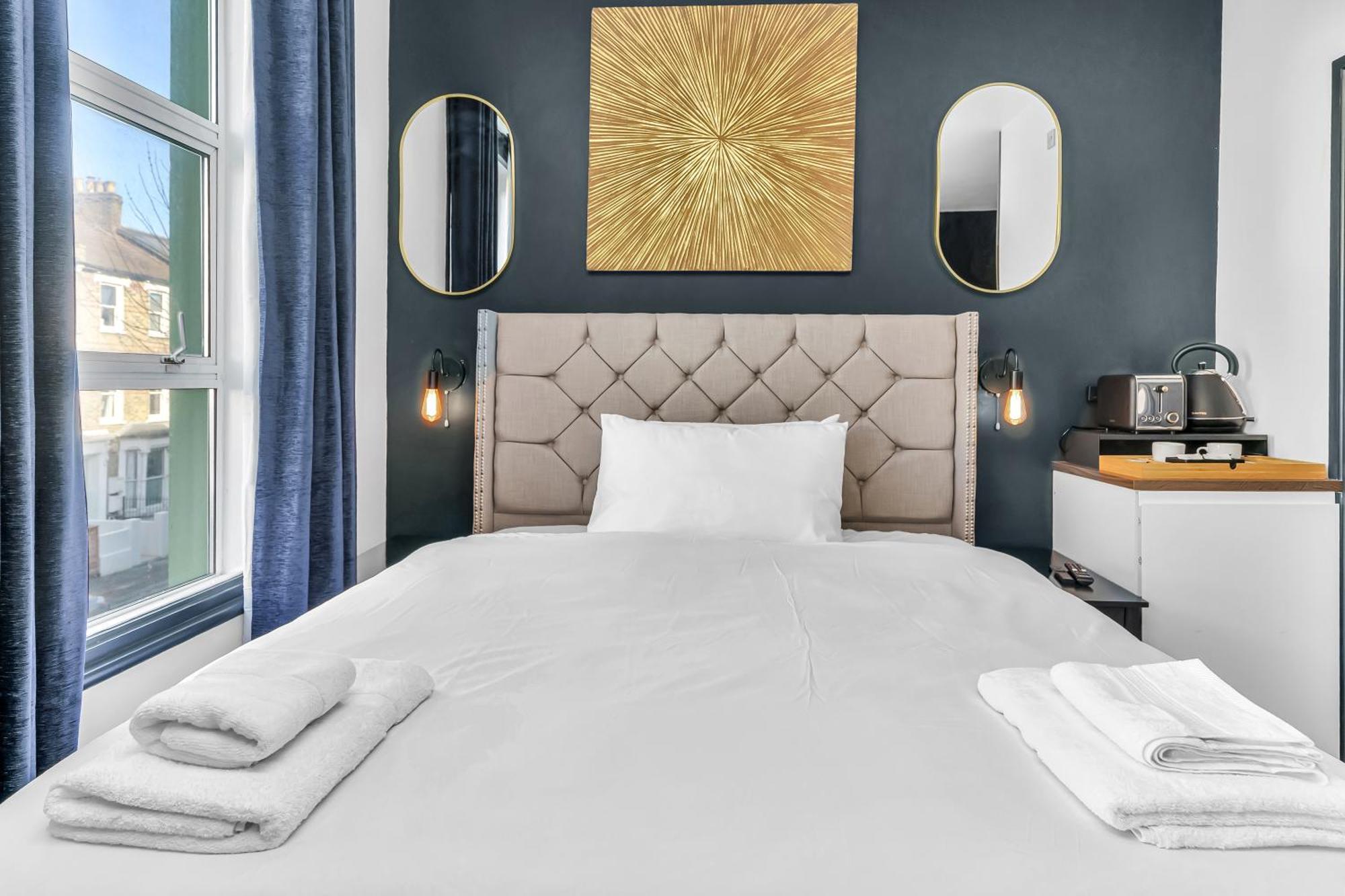 Apart-hotel G Eighty Four *