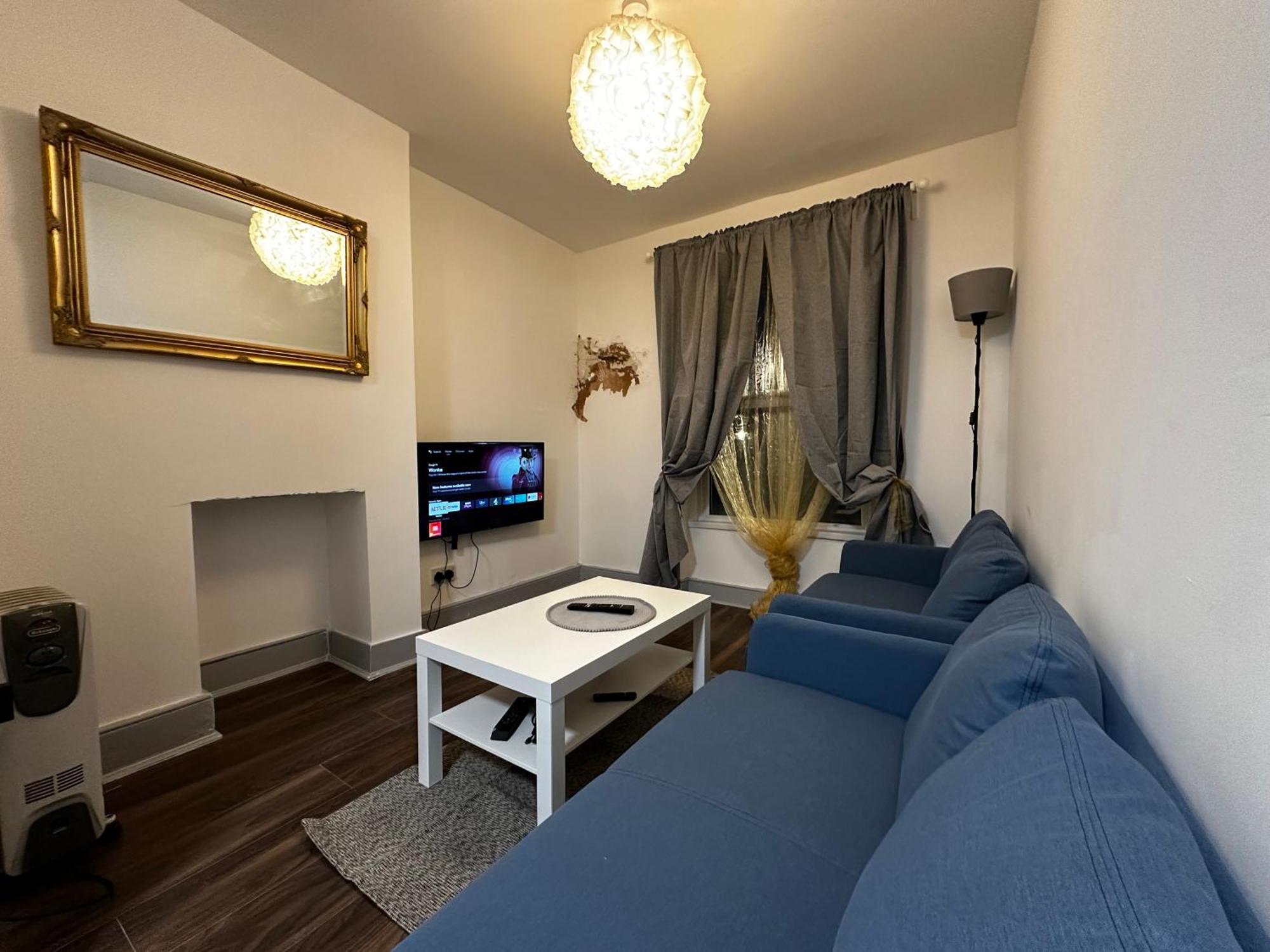 Mileend 4 Large Master Bedroom Quarto em Acomodações Particulares