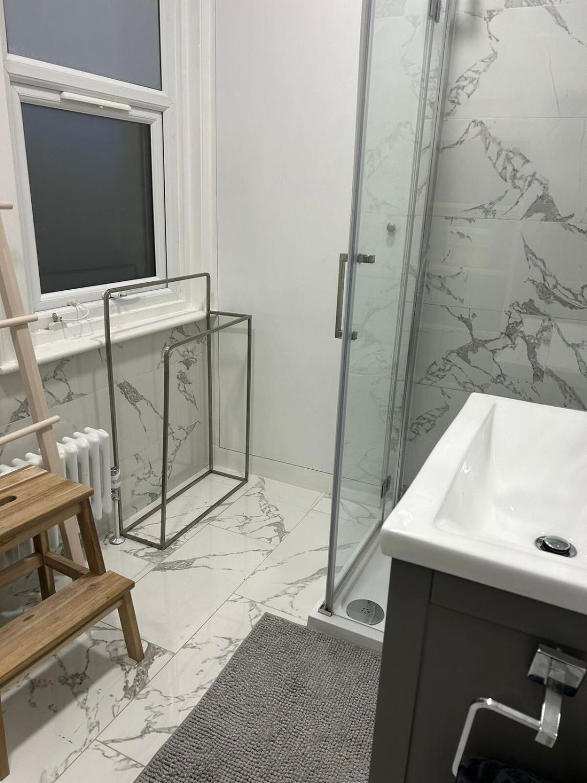 Forest Hill 1-bed 2 Mins Station Apartamento