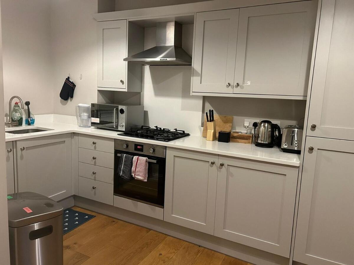 Apartamento Forest Hill 1-bed 2 Mins Station *