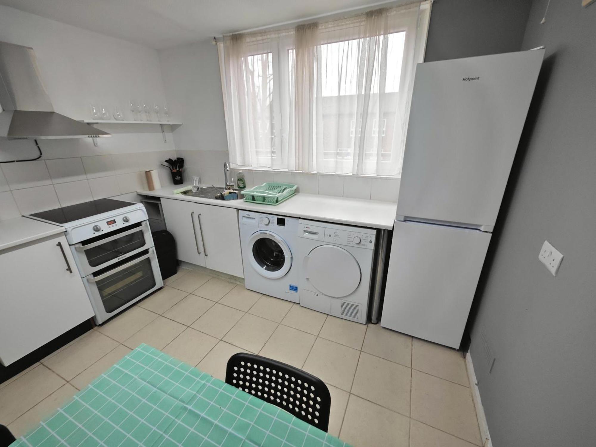 2 Bedroom Flat Next To Lord's Cricket Ground, * Londres