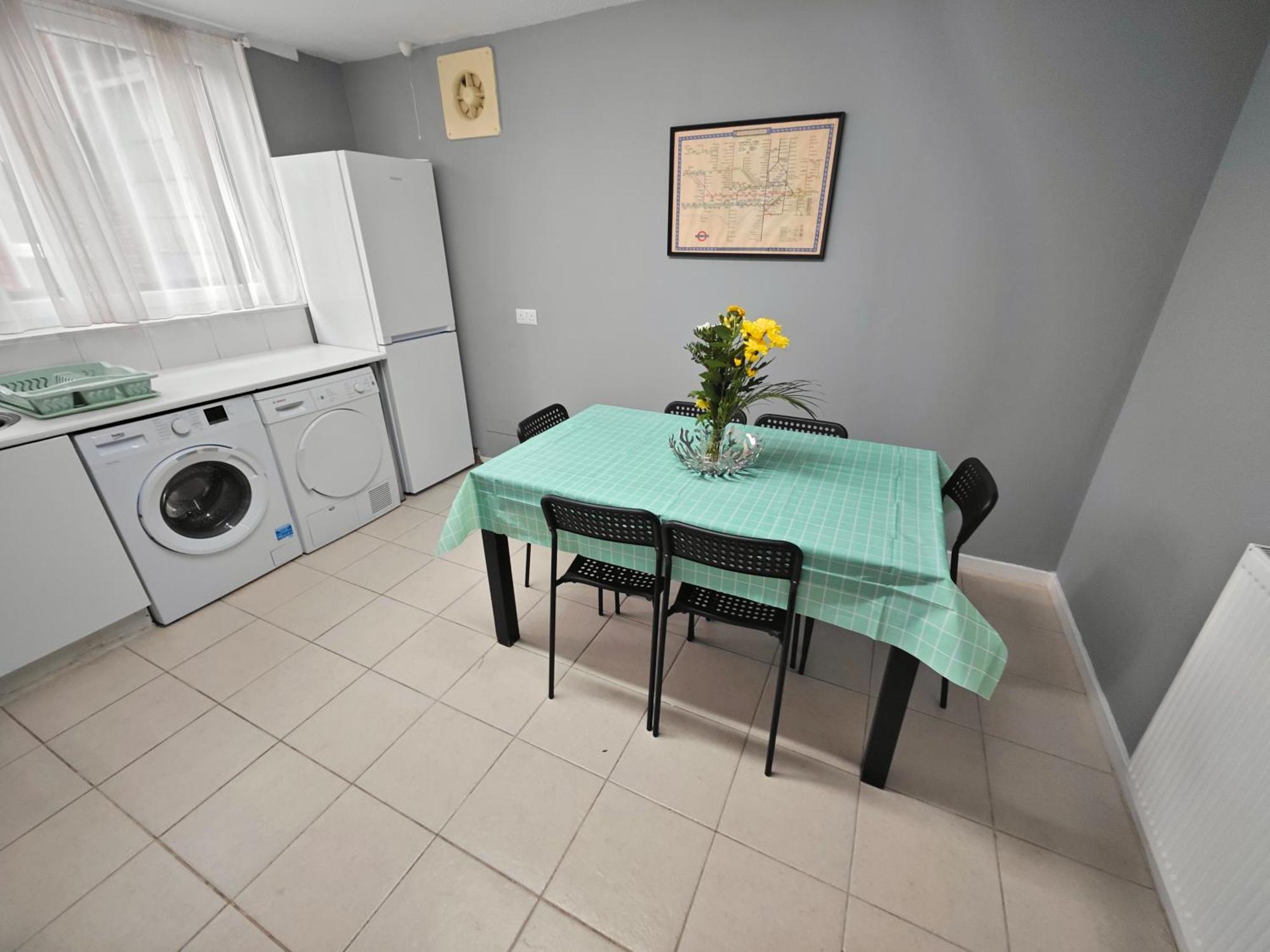 2 Bedroom Flat Next To Lord's Cricket Ground, Apartamento *