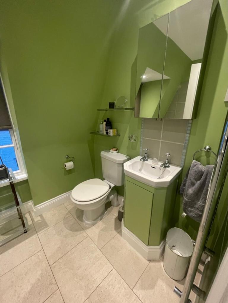 Regal Haven 4 Bed Near Buckingham Palace Appartement