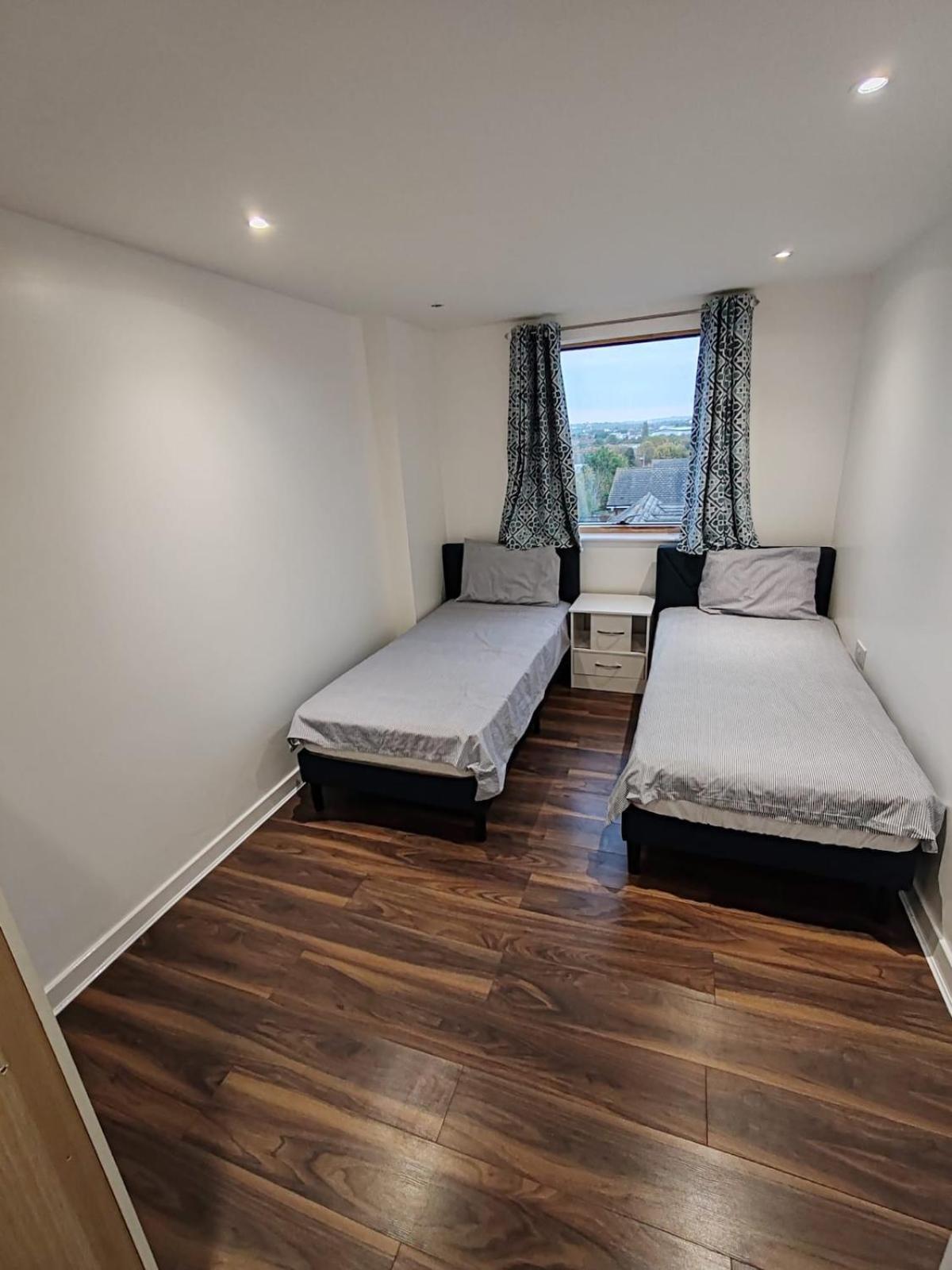 Apartment With Wembley View London