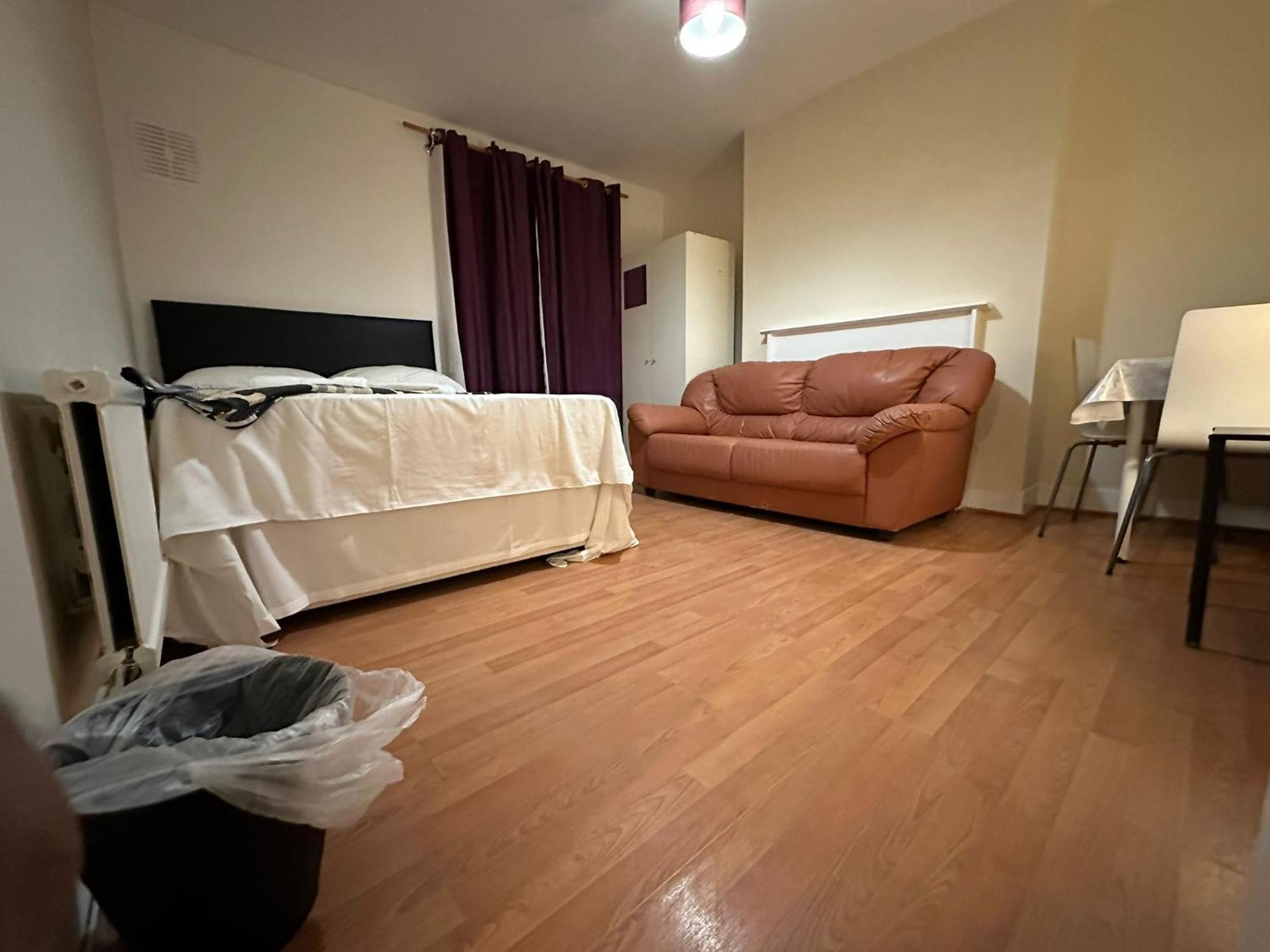 Beautiful 1 Private Bedroom In A Shared 3-bedroom Minutes Walk From Bethnal Apartamento Londres