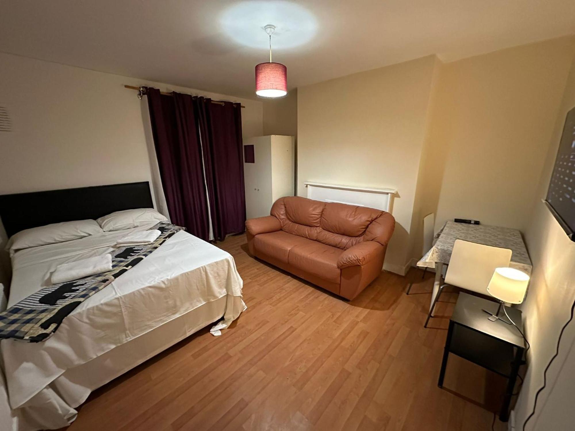 Apartamento Beautiful 1 Private Bedroom In A Shared 3-bedroom Minutes Walk From Bethnal
