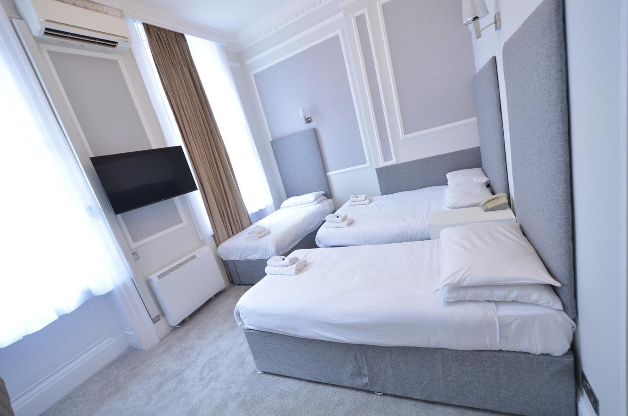 Amber Hotel-suites Hotel