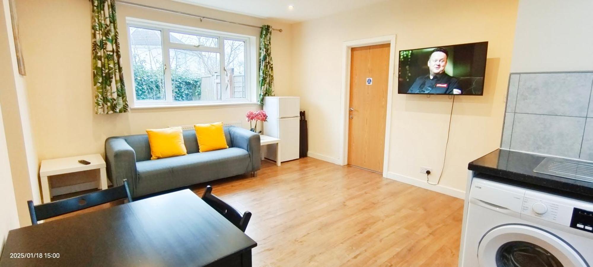 Apple Garden B-4 Apartment *