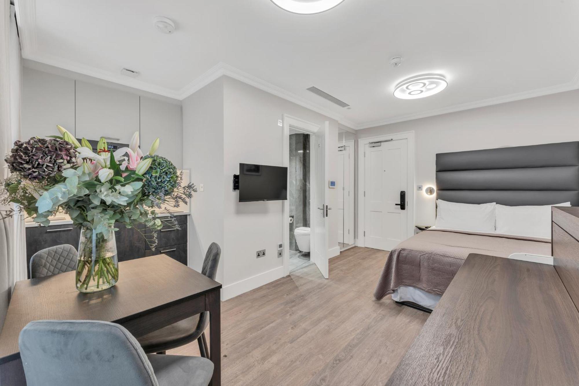 Cleveland Residences Bloomsbury Apartamento