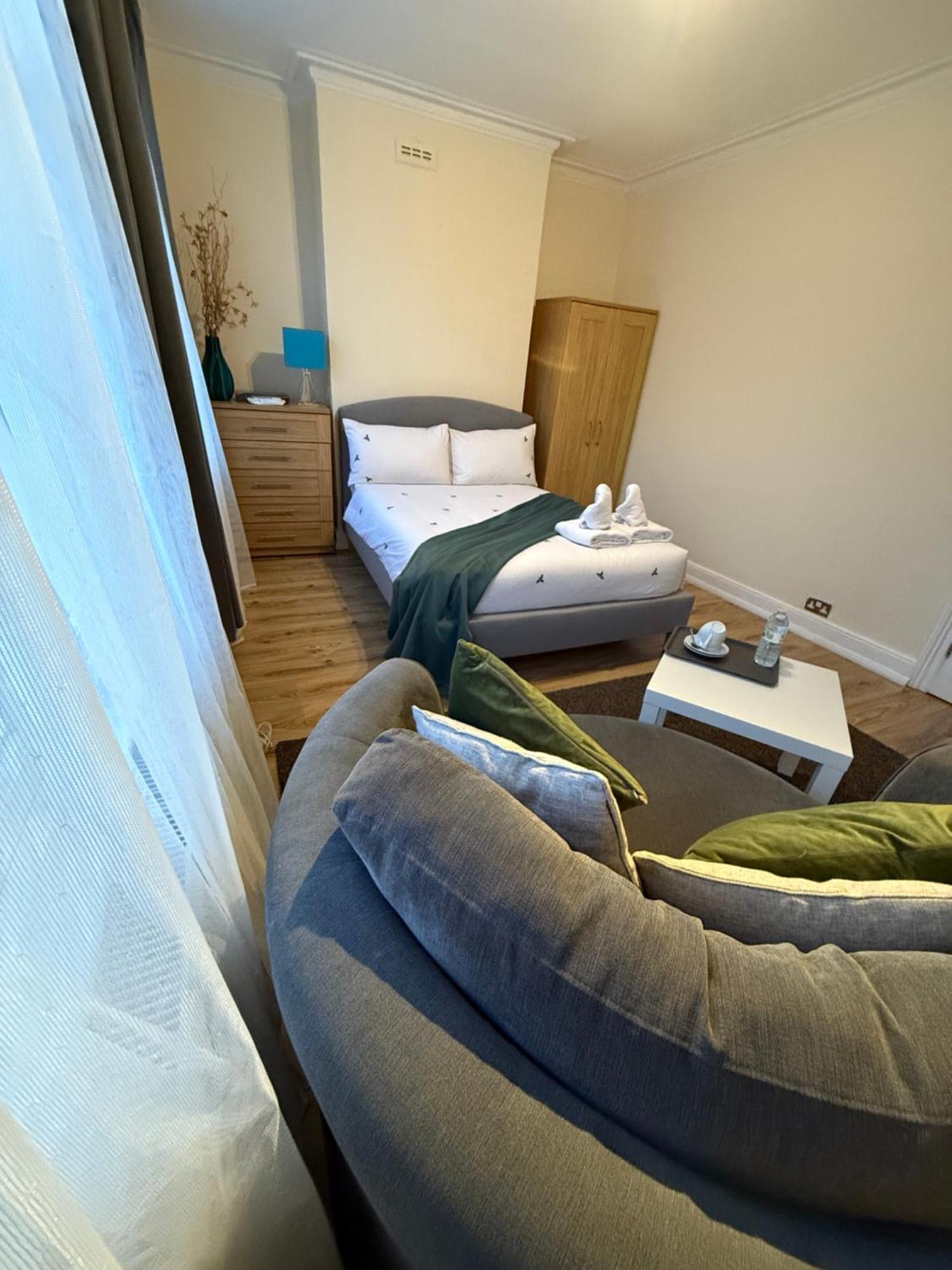 Good Size And Cheap Double In Hammersmith Casa de hóspedes Londres
