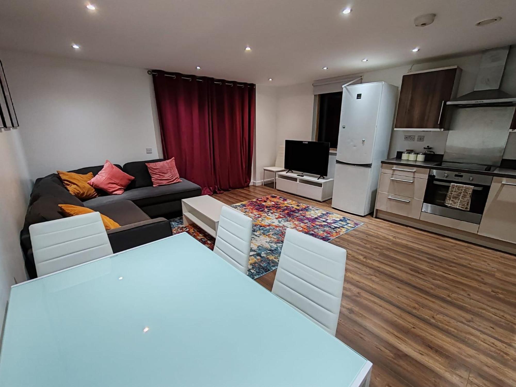 Apartment With Wembley View *