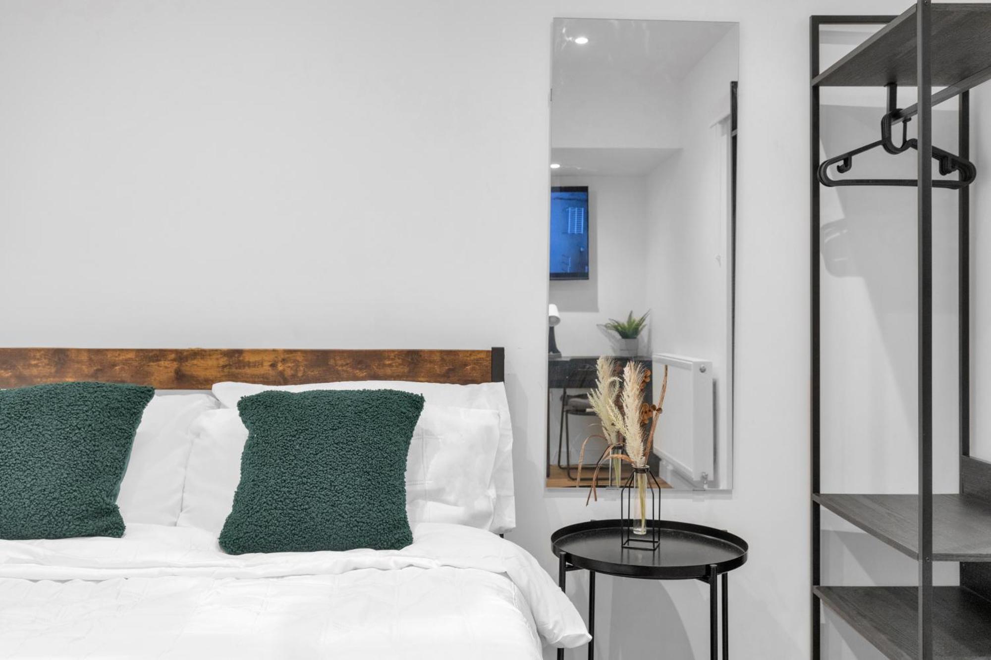 Kensington With Private Bathroom & Garden