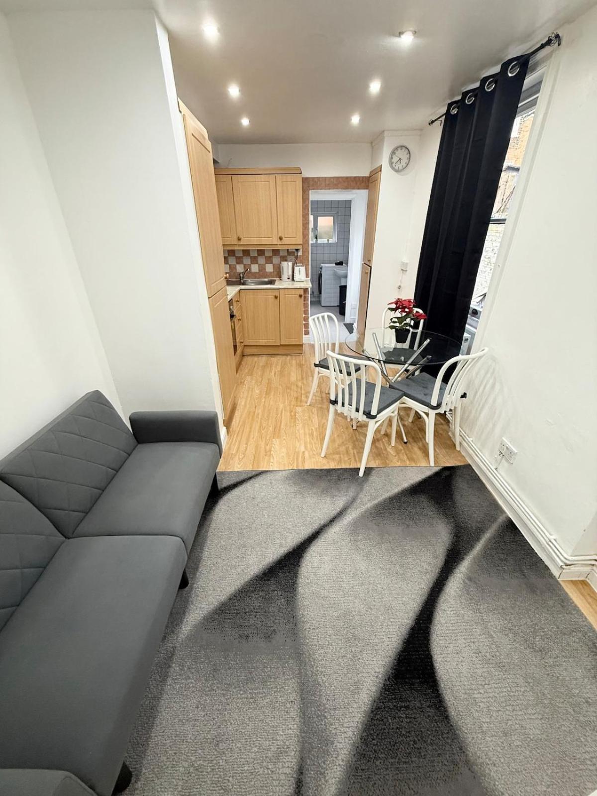 Appartement Charming 2-bed Flat In Elephant *