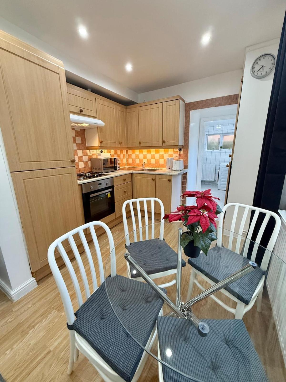 Charming 2-bed Flat In Elephant Appartement *