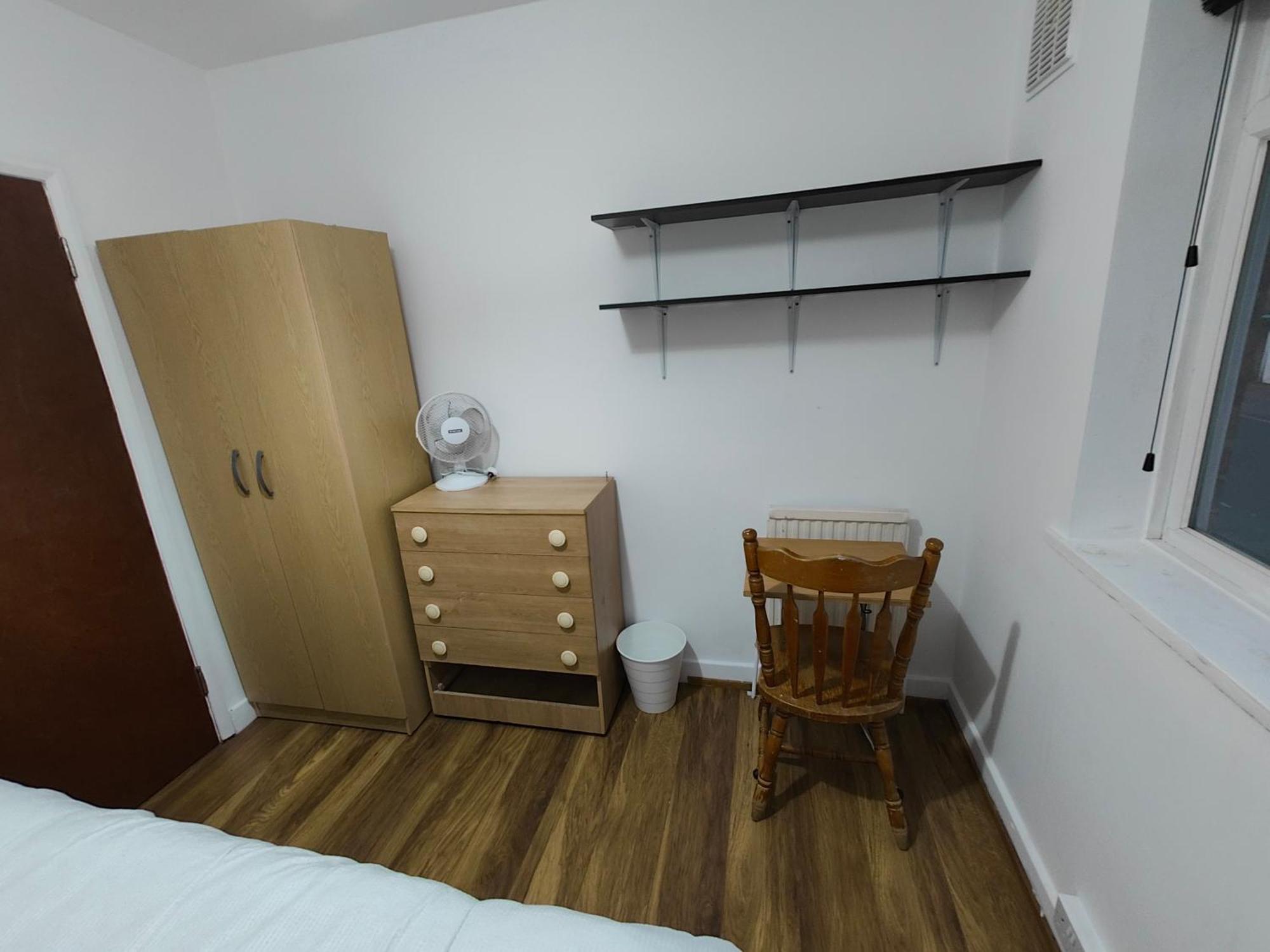 Gasthof Spacious 4 Beds - All Private Bathrooms In Canary Wharf
