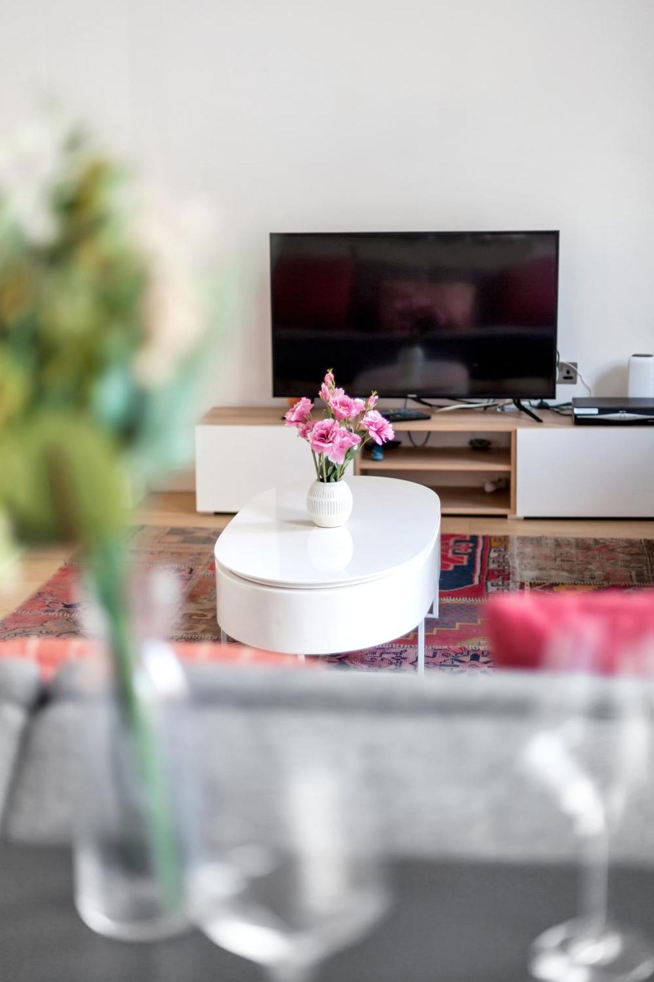 Apartment Cleveland Street 2 Bedrooms *