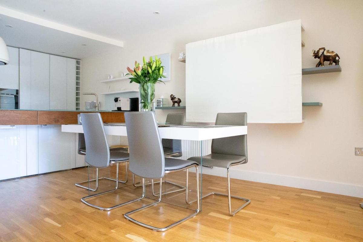 Urban Retreat Near The Thames Appartement