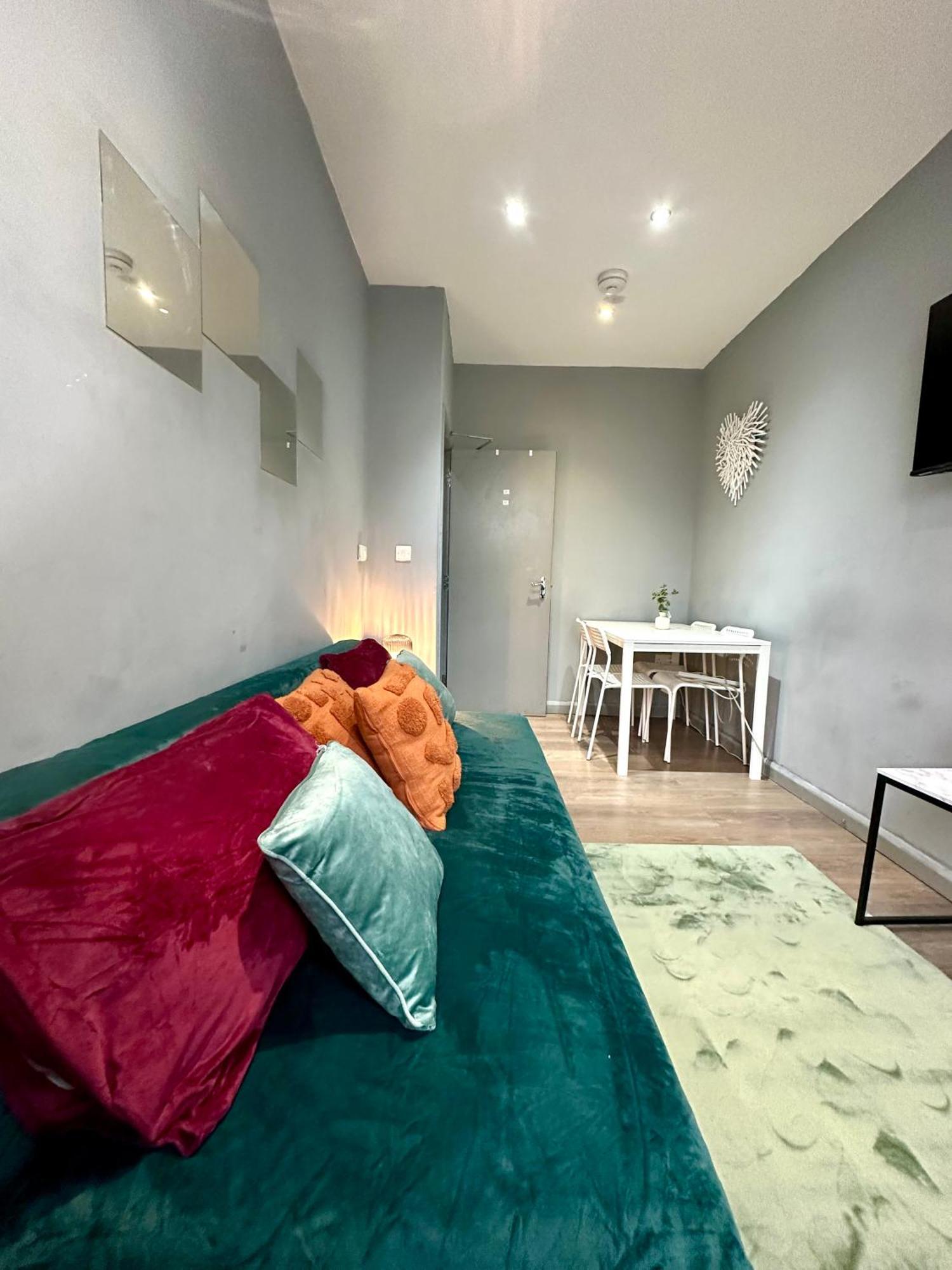 Spacious 3 Bedroom Flat In Kings Cross, St 159 Apartamento *