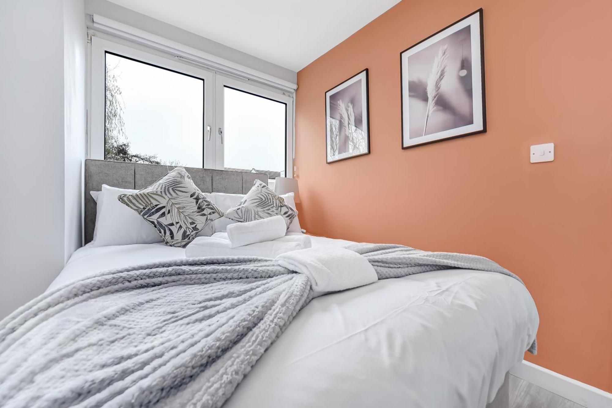 Lovely 4 Bedroom With Outdoor Space Apartamento