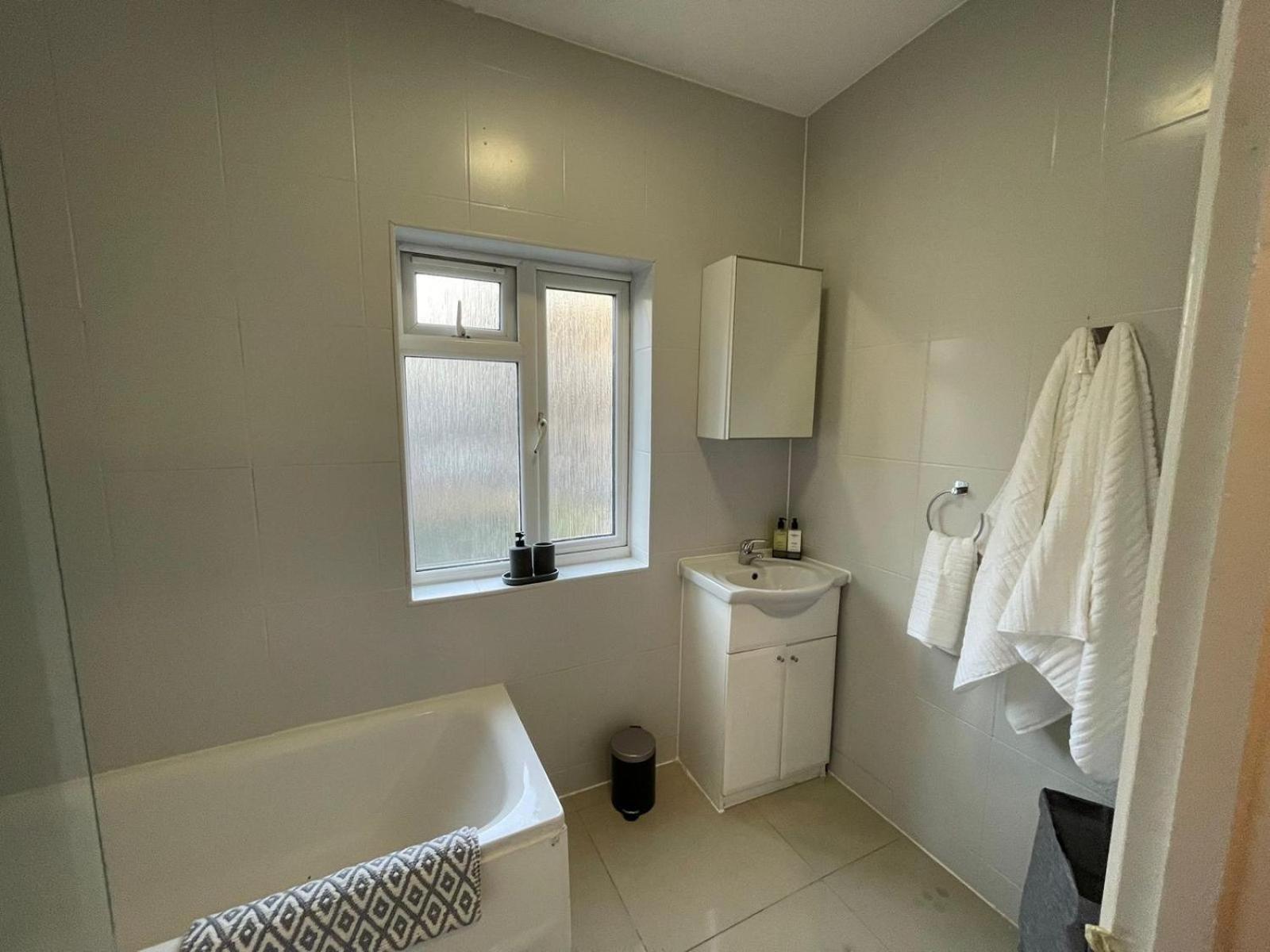 1 Bed Flat Clapham Junction * Londres