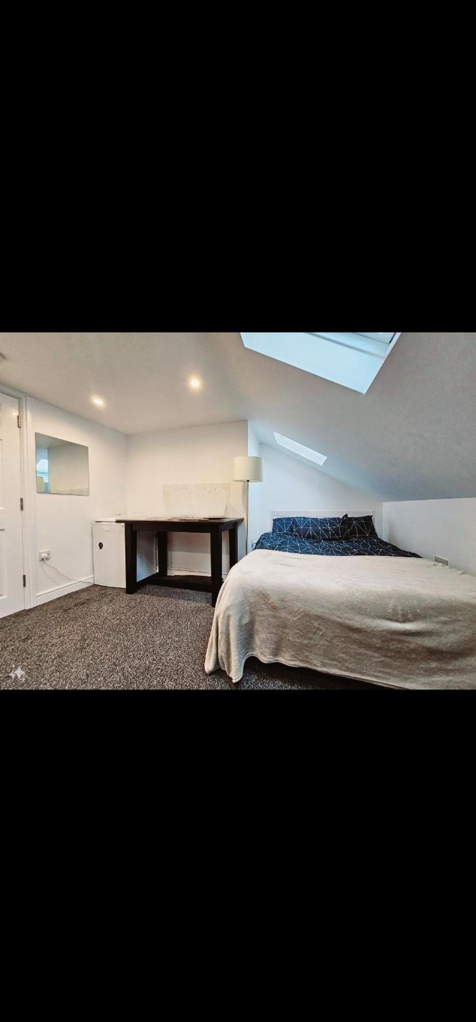 In E17 Close To Woodstreet Station Privatunterkunft *