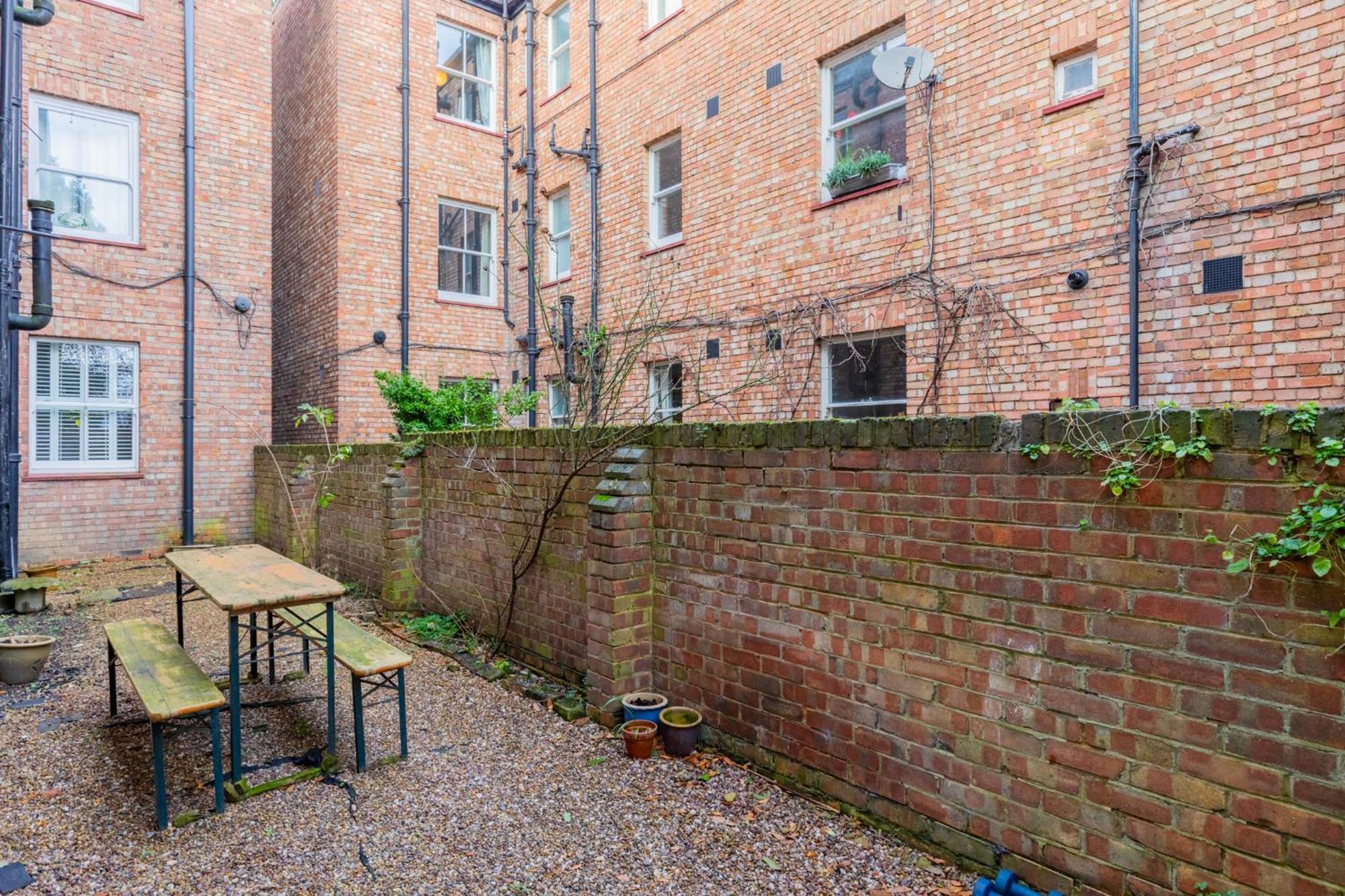 Spacious 3bd Flat W Garden Near Clapham Common Apartamento Londres