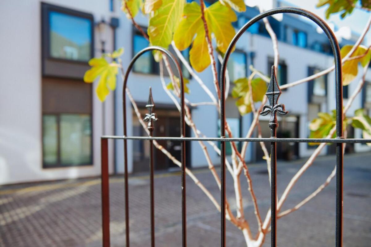 Private Mews Flat, Portobello Apartment London