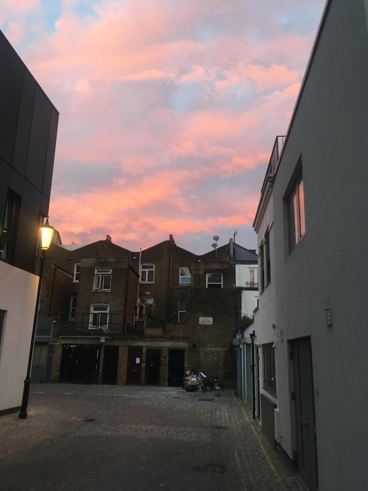 Private Mews Flat, Portobello *