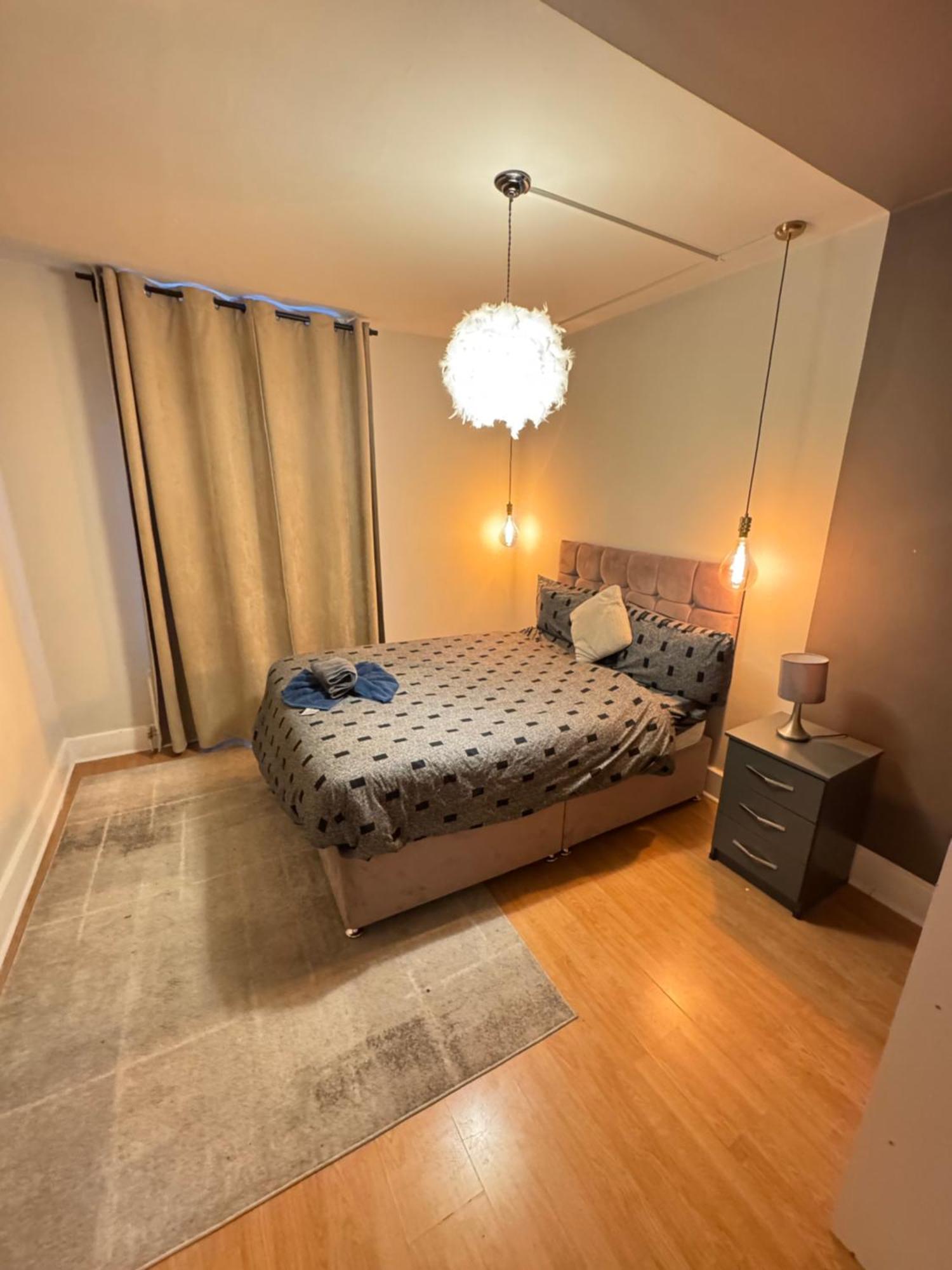 Cozy Two Bedroom In * Londres