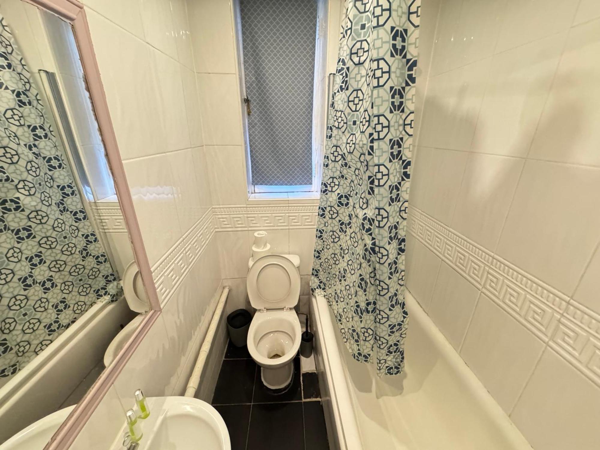 Cozy Two Bedroom In Appartement
