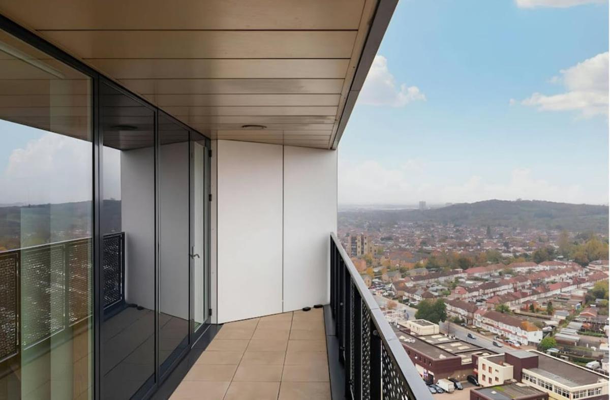 Near Wembley With Beautiful Views * Londres