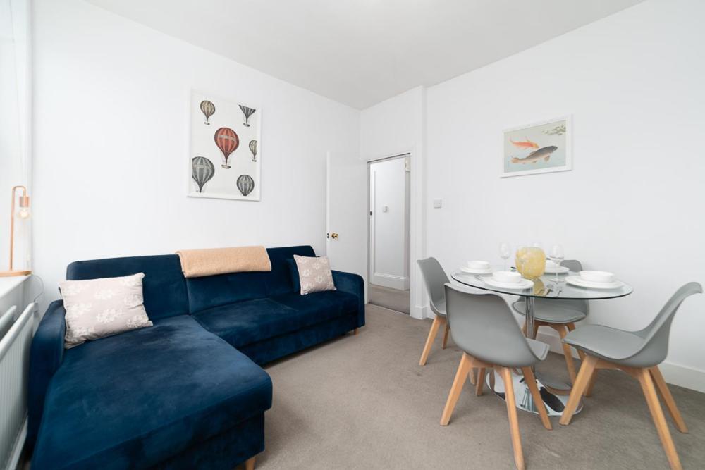 Elegant In Steps Away From River Thames Apartamento Londres