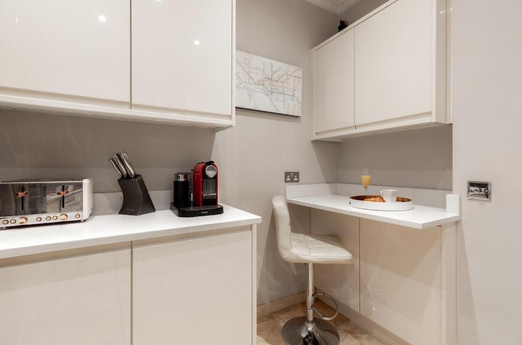 Appartement Revamped & Luxxe For Covent Garden Lovers! Adorable For Families & Friends *