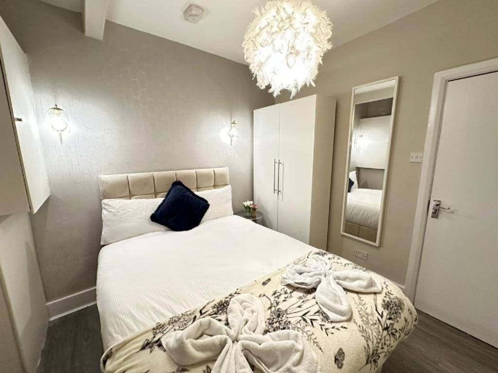Comfortable Family Near Londres