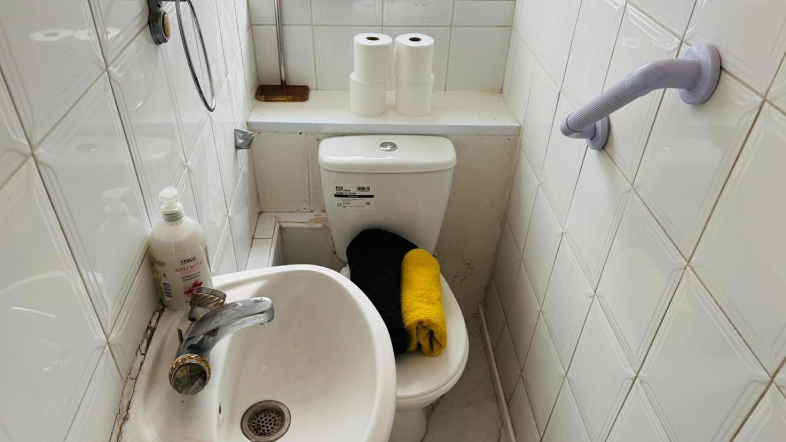 Habitación en casa particular Edgware Road For 4 Guests *