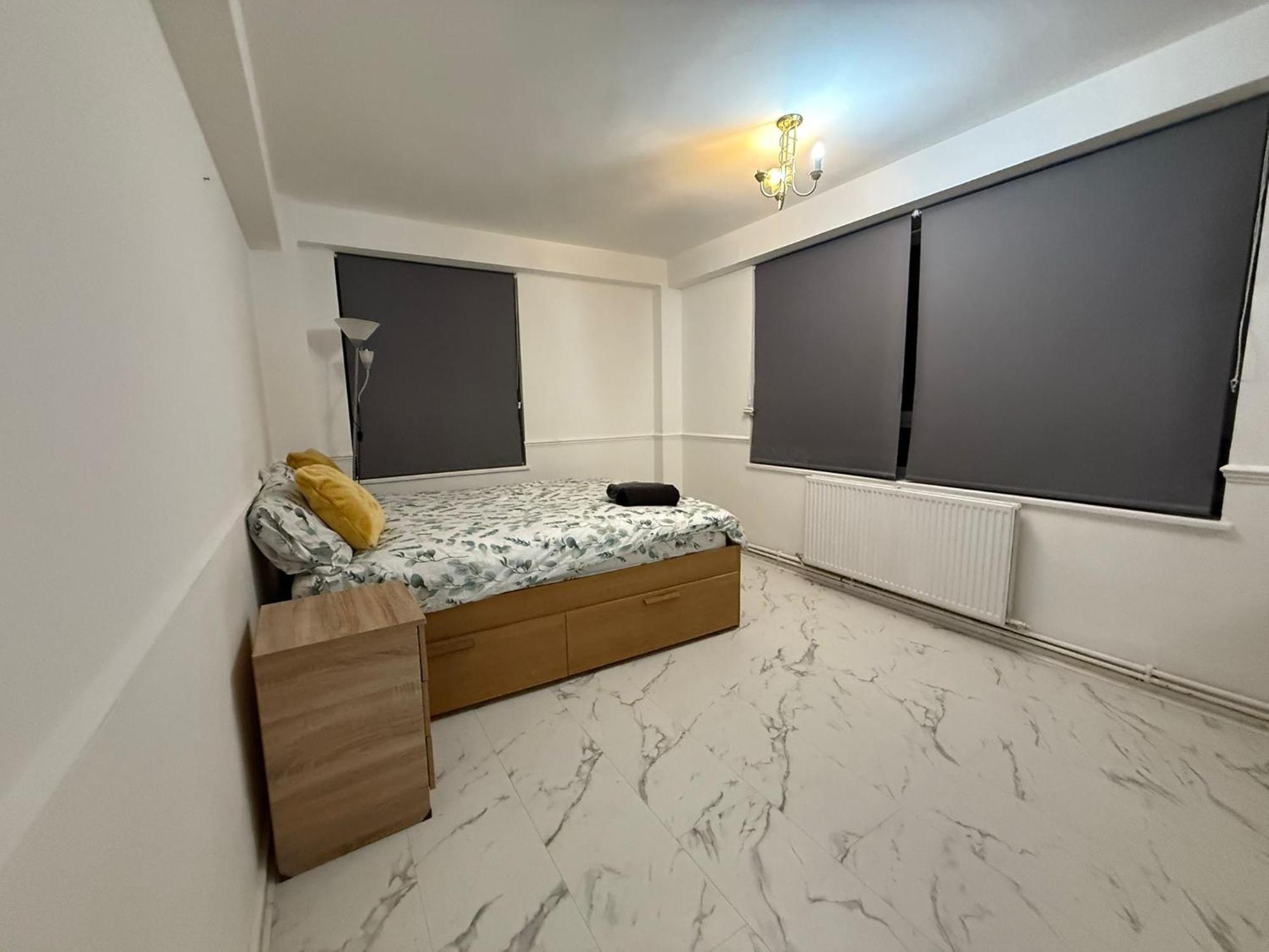 Edgware Road For 4 Guests Habitación en casa particular *