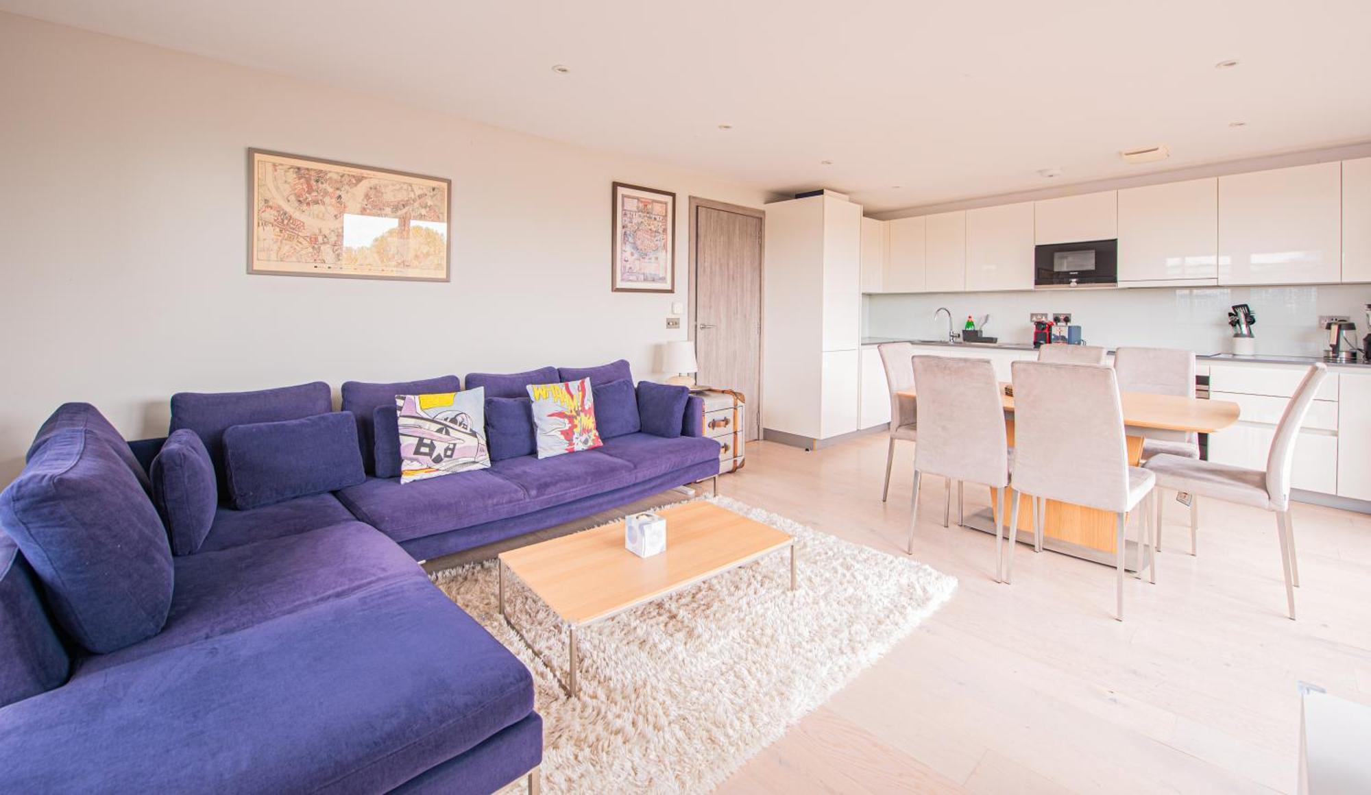 Modern 2 Bed Flat In Battersea Close To Transport Appartement *