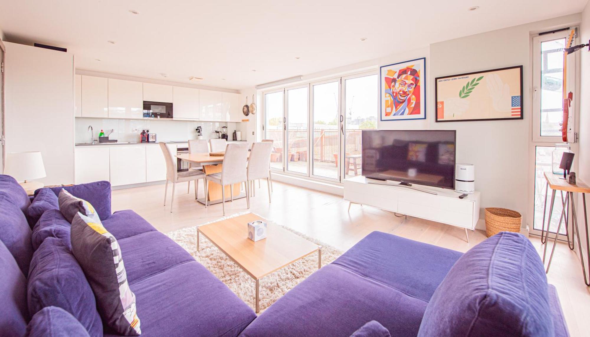 Modern 2 Bed Flat In Battersea Close To Transport Appartement